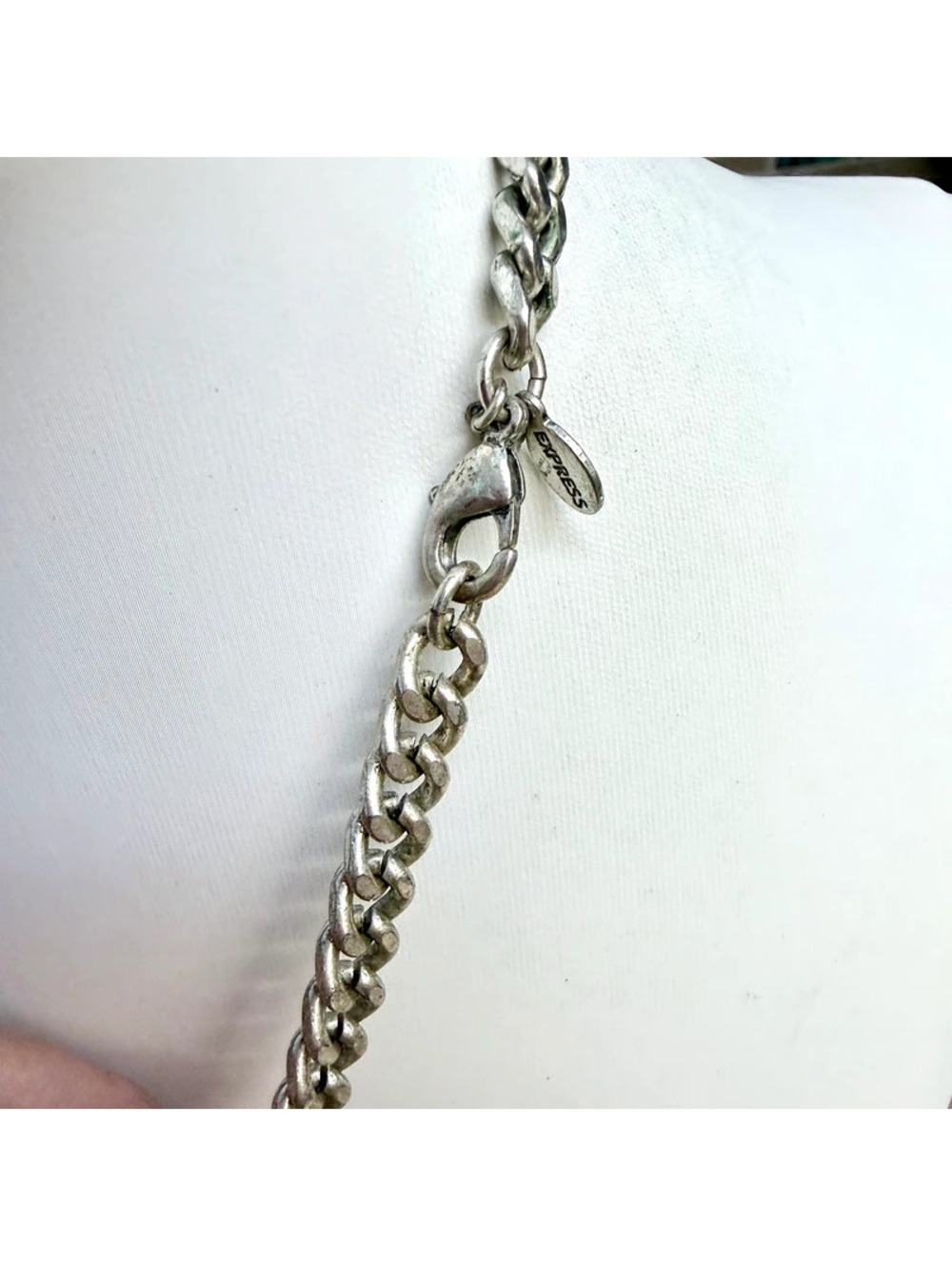 Express Statement Bib Necklace Silver Tone White Faux Howlite Turquoise Teardrop - Picture 4 of 4
